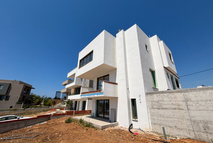 Moudania2304-18